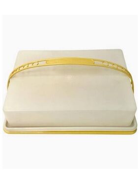 Vintage Tupperware Cake Carrier Rectangular with handle yellow #0221